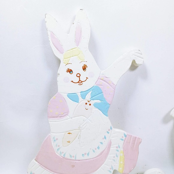 Anthropomorphic Boy Girl Bunny Rabbits & Carrots Wall Art 2 Easter Shelf Hanger - Picture 3 of 9